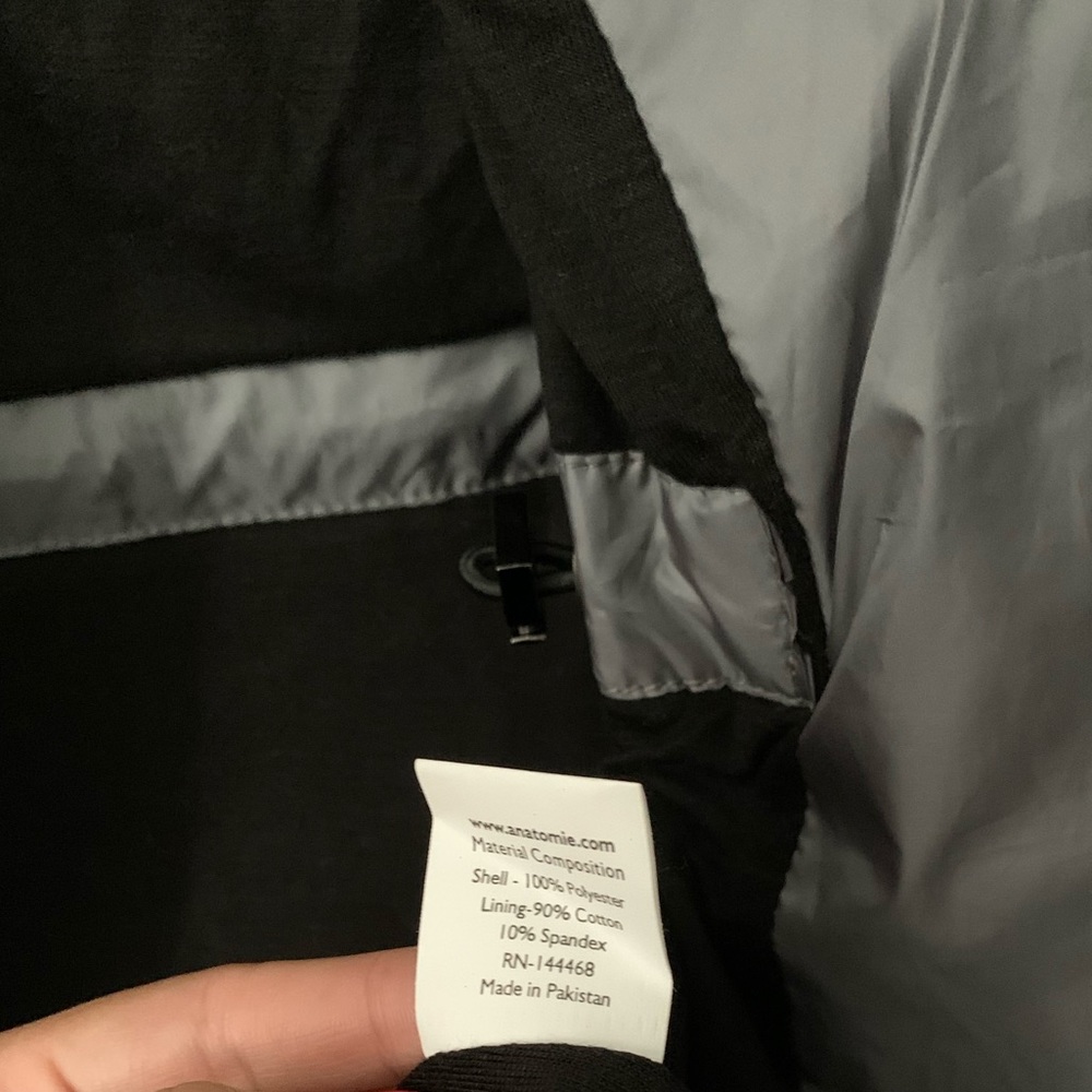 ANatomie vest zip - Picture 8 of 10